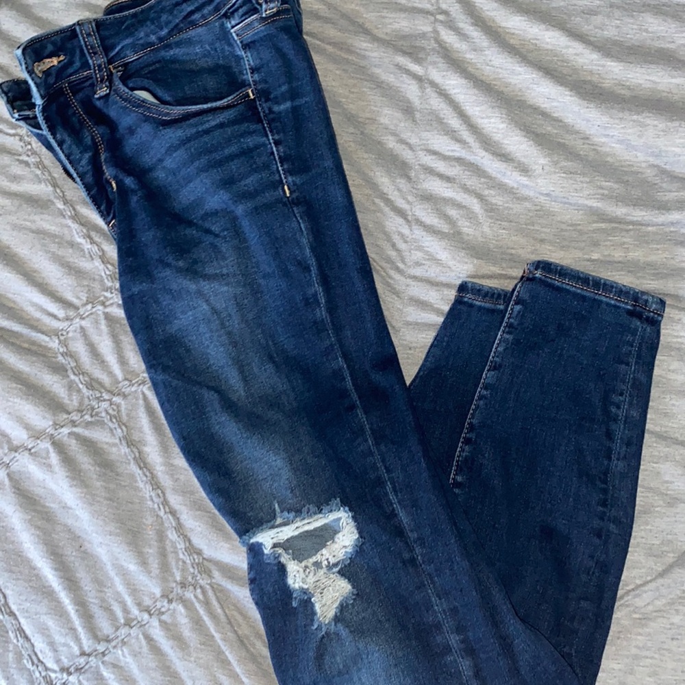 American Eagle Ripped Skinny Jeans